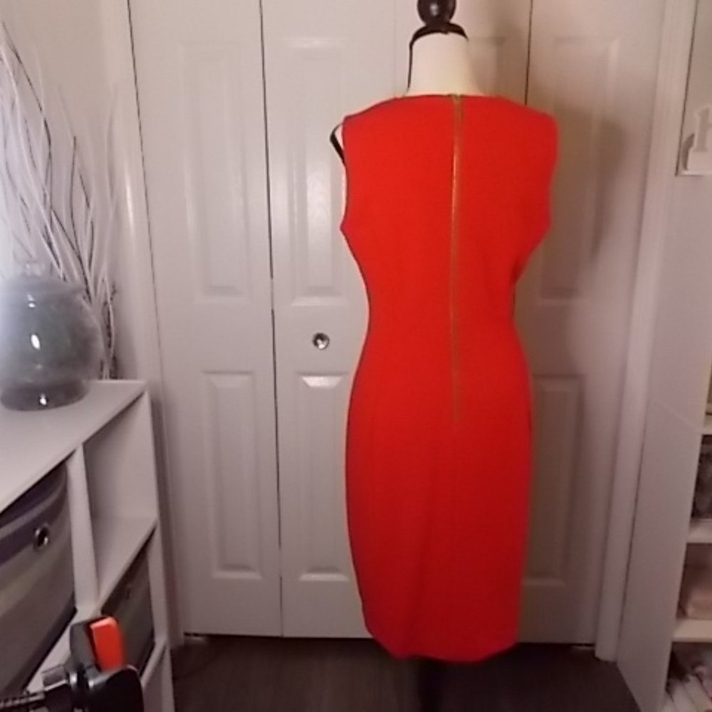 Dress - Picture 2 of 2
